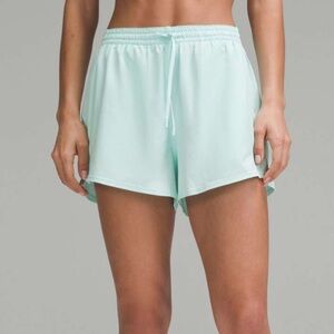 Lululemon Lightweight High-Rise Relaxed Short 3" *Long Liner